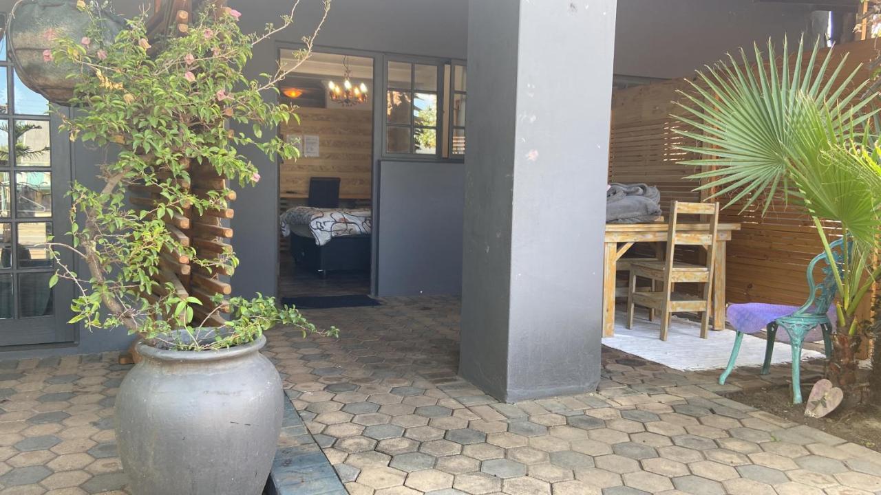 Karoozin Village Oudtshoorn Dış mekan fotoğraf